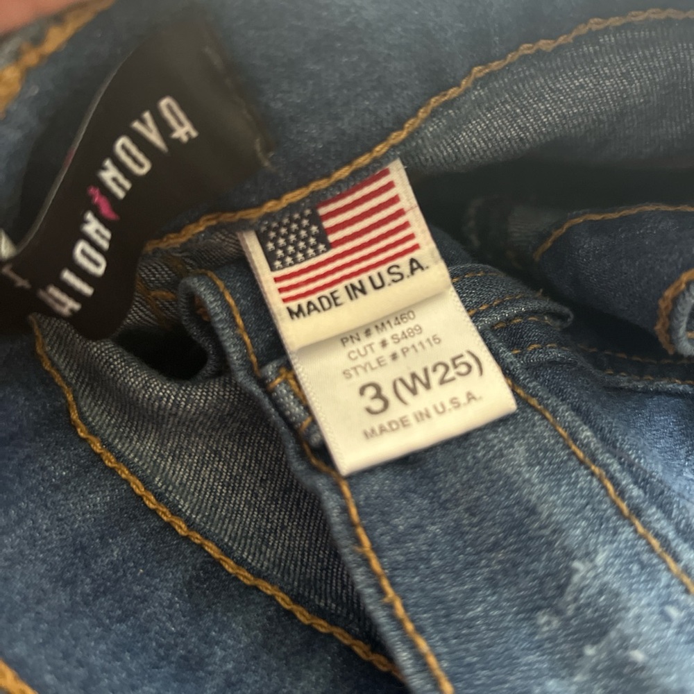 flared jeans 👖 - Picture 2 of 2